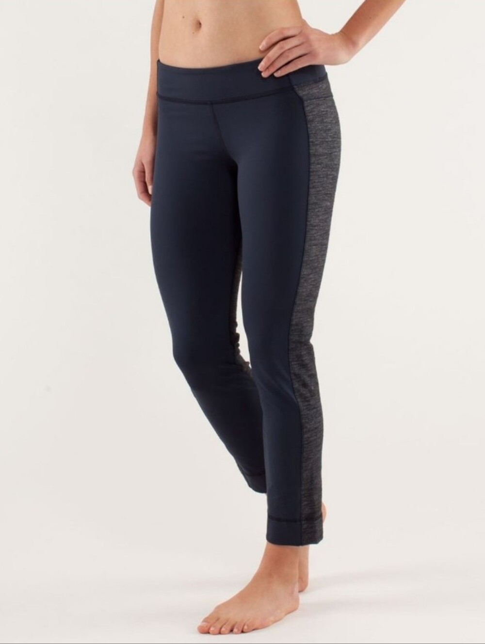Lululemon Root Chakra Pant. Heathered. Navy Blue (Inkwell). 25" Inseam. Size 8.